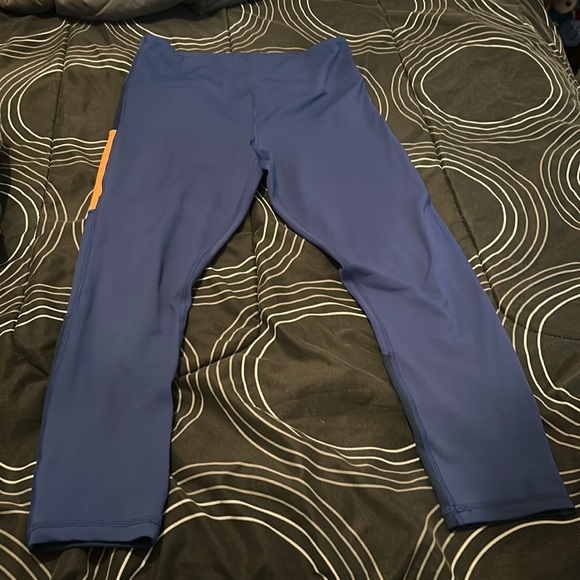 Light N Tight Zyia Leggings - Picture 1 of 4